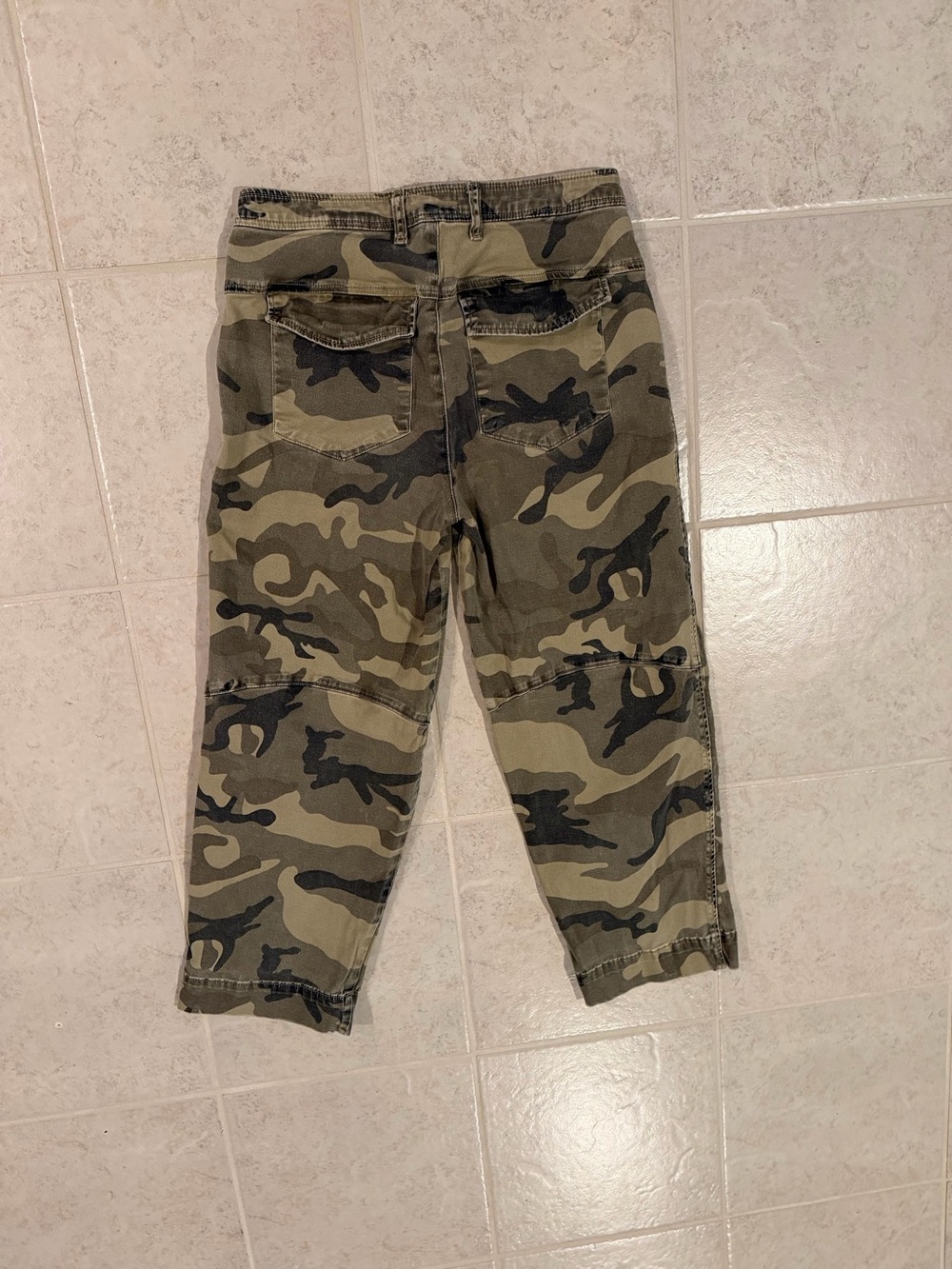 KUT FROM THE KLOTH Camo Pants - Picture 2 of 3